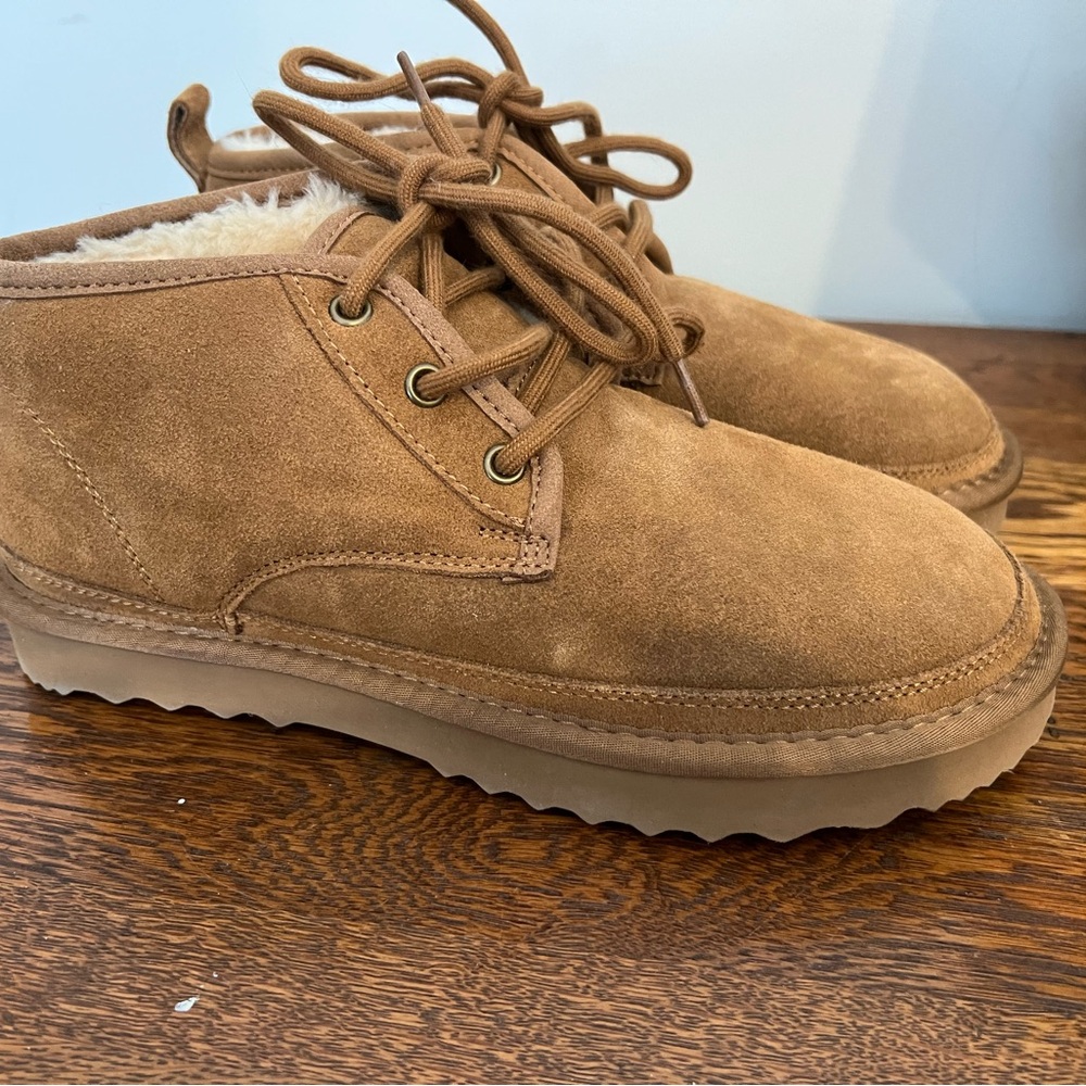 Women's Cozy Brown Lace-Up Boots